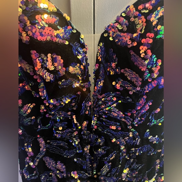 Elegant Sequin Prom Dress - Multicolor - Picture 8 of 9